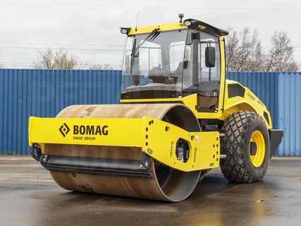 Аренда грунтового катка Bomag BW 172 D - 6 тонн в Москве Аренда грунтового катка Bomag BW 172 D - 6 тонн в Москве